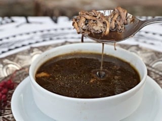 Ağaları iyileştiriyor: Tescilli "Kara Çorba" tarifi