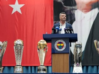 Sadettin Saran: İnşallah çok daha fazla kupalar alacağız