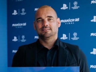 Wesley Sneijder: Galatasaray, dünyada ırkçılığa bulaşacak son kulüptür