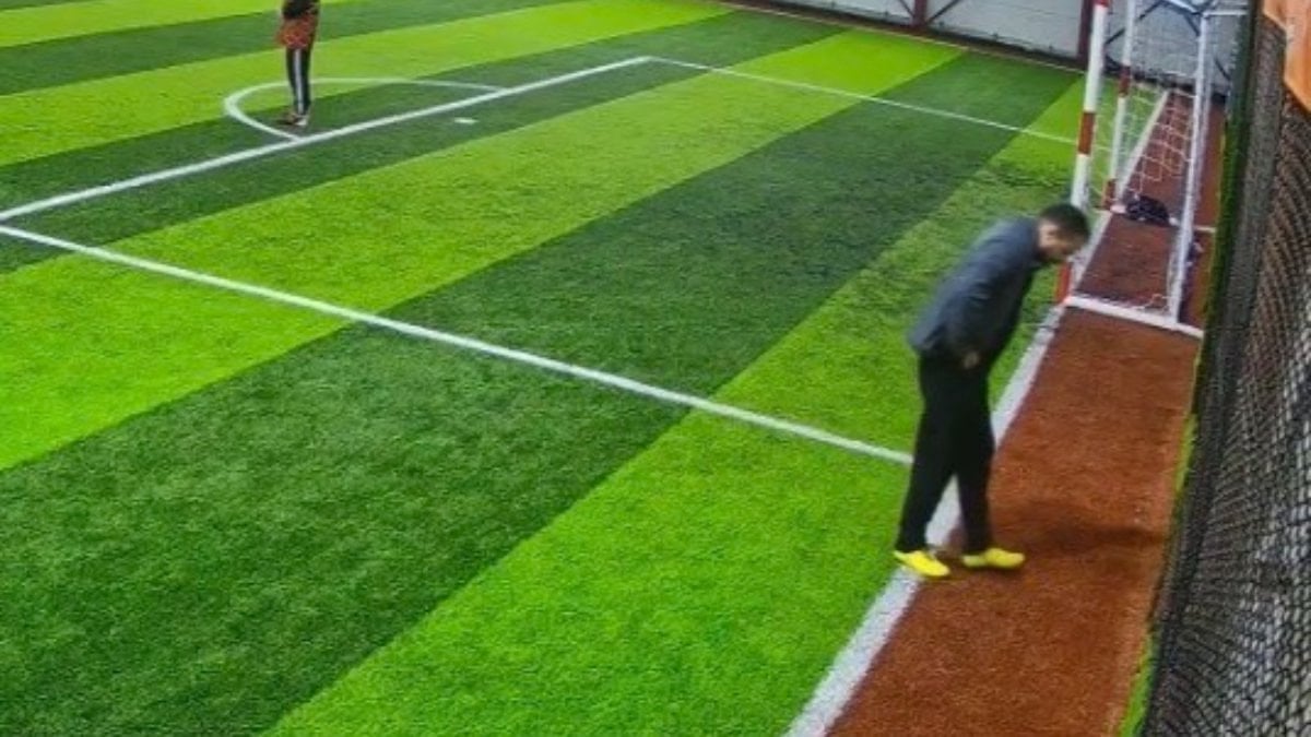 Bolu'da halı saha maçında kalbine yenik düştü