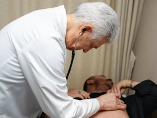 Mısır'daki ameliyatla kalbi hasar gören hasta Türkiye'de sağlığına kavuştu