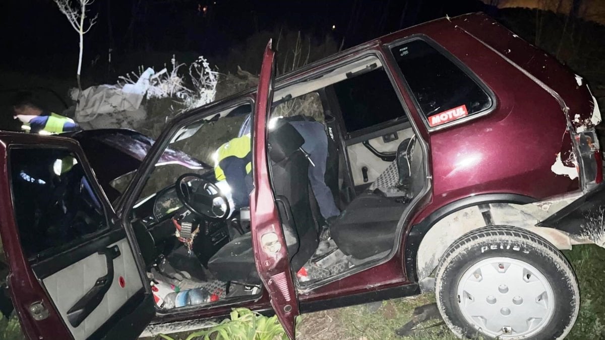 Kütahya'da otomobil şarampole yuvarlandı: 4 yaralı