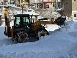 Van, Hakkari ve Bitlis’te 103 yerleşim yeri yolları kapalı