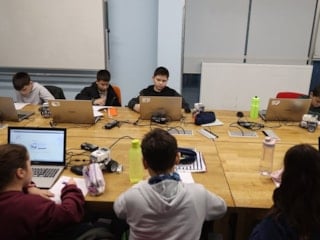 Edirne’de gençler, robotik kodlama ve yapay zeka ile geleceğe hazırlanıyor