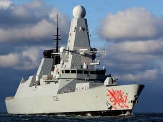 İngiliz savaş gemisi HMS Dragon Doğu Akdeniz'de