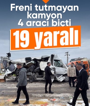 Samsun’da kontrolden çıkan kamyon 4 araca çarptı: 19 yaralı