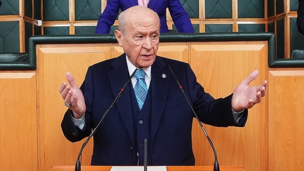 Devlet Bahçeli'den rejim yorumu: Değişiklik İran'da değil İsrail'de yaşanmalıdır