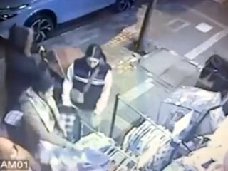 İstanbul'da hırsızların "pes" dedirten rahat tavırları kamerada