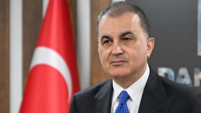 Ömer Çelik'ten Özgür Özel'e üslup tepkisi: Tarihin en kalitesiz siyasetini yapıyor