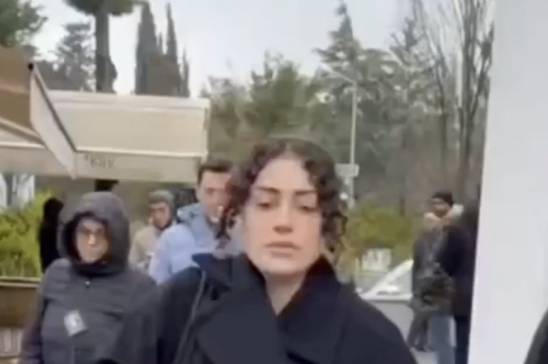 Ünlü Prodüktör Erol Köse’nin Sade Cenaze Töreni ve Son Yolculuğu