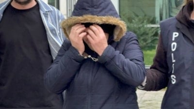 Samsun'da aynı kuyumcudan iki kez altın çalan kadın yakalandı