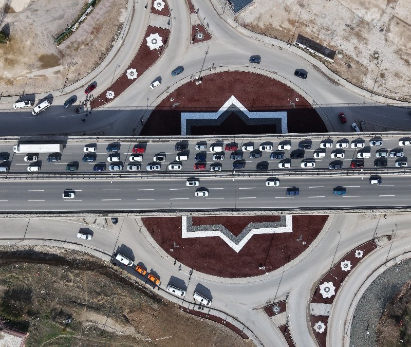 Kırıkkale'deki kilit kavşaktan bayramda 1.2 milyon araç geçti