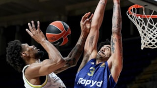 Fenerbahçe, Maccabi Tel Aviv'e yenildi