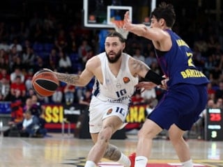 Anadolu Efes, Barcelona'ya mağlup oldu