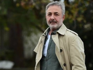 Mehmet Aslantuğ Uraz Kaygılaroğlu'na cevap verdi: İşi bıraksın