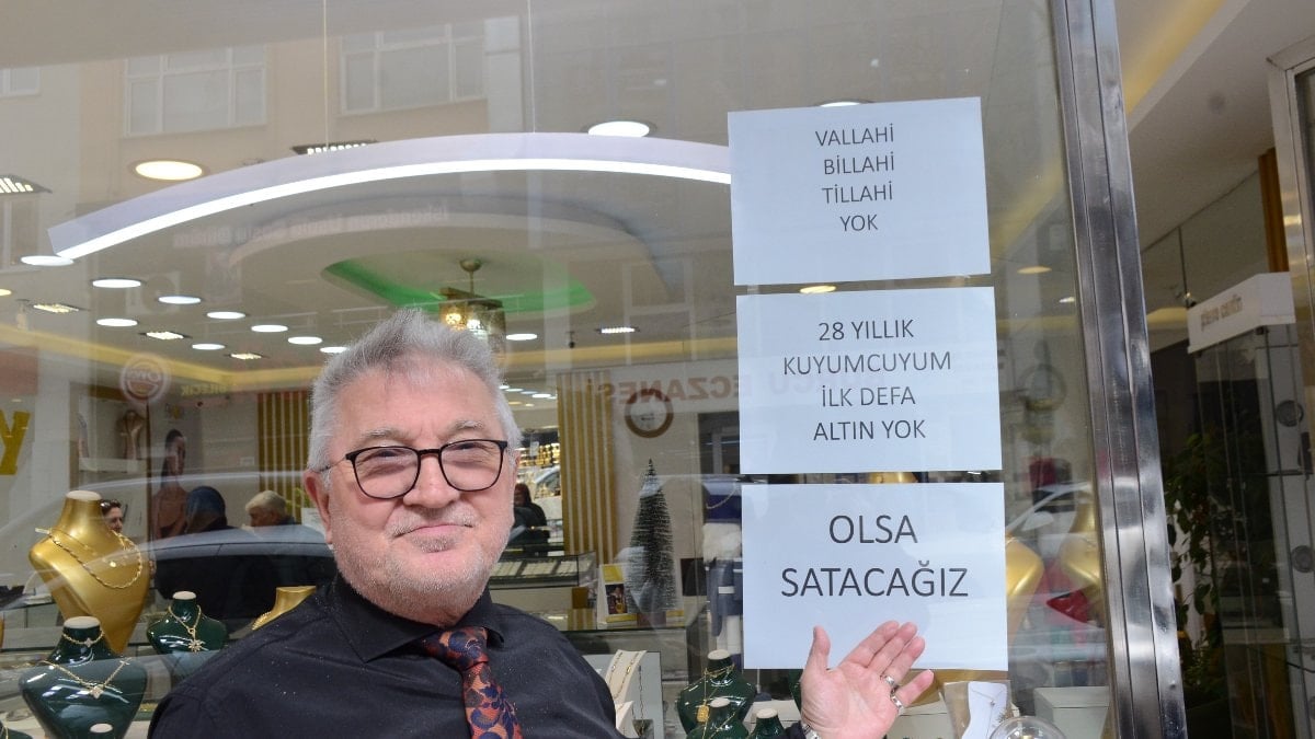 Bilecik'te kuyumcu dükkanına yazı astı: Altın yok