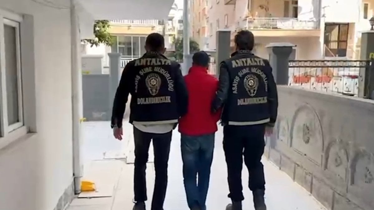 Antalya'da yüksek kar vaadiyle 480 bin lira dolandırıcılık yapan 2 şahıs tutuklandı