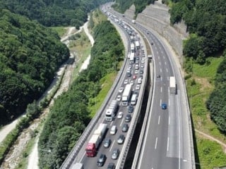 Bolu Dağı Tüneli'nde bayram yoğunluğu: 331 bin 321 araç geçti