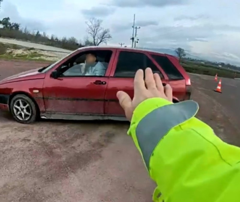 Sakarya'da uygulamasından kaçıp geri döndü: Jandarma beni darbetti
