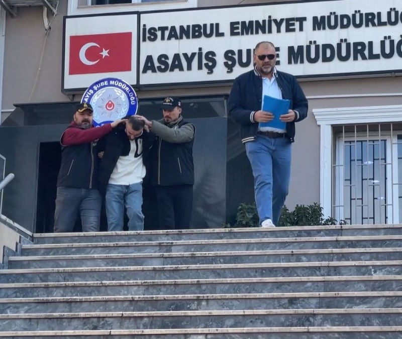 İstanbul'da yan baktın kavgasında şişeyle tartıştığı kişiyi öldüren şüpheli yakalandı