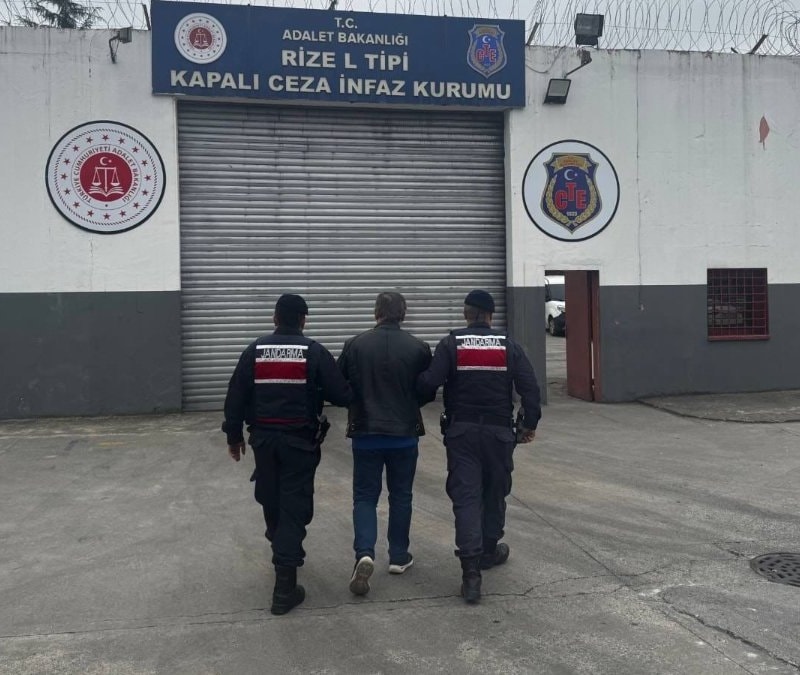 Rize'de aranan firari hükümlüler yakalandı
