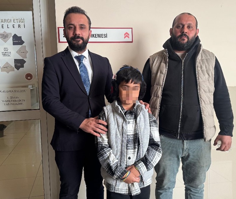 Manisa'da köpeklerin saldırdığı çocuk için 10 milyonluk ceza