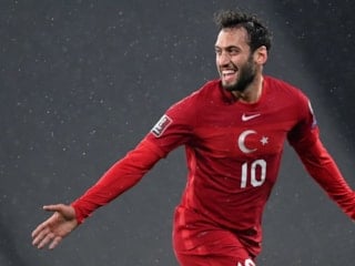 Rumenlerden karşılaşma öncesi Hakan Çalhanoğlu'na yönelik çirkin ifadeler