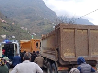 Giresun’da kamyonun çarptığı kadın, bir ay süren yaşam mücadelesini kaybetti