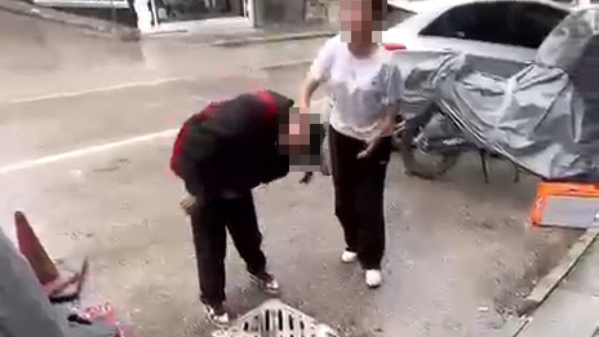 Isparta'da kız öğrenciden akran zorbalığı: Yere yatırıp ayağıyla yüzüne bastı