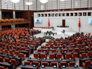 Ekonomiye ilişkin düzenlemeleri içeren teklifin 6 maddesi kabul edildi