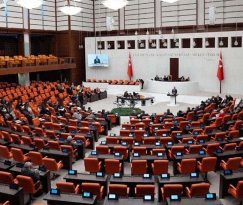 Ekonomiye ilişkin düzenlemeleri içeren teklifin 6 maddesi kabul edildi