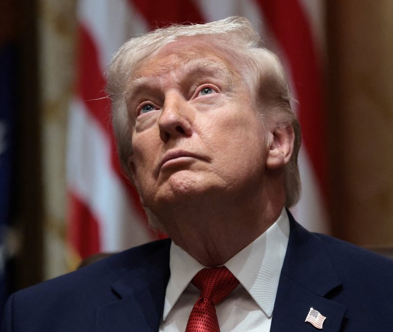 Trump: İran'da enerji tesislerine yönelik saldırıları 10 gün daha erteledim