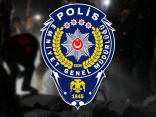 Diyarbakır'da polis aracının geçişi sırasında el yapımı patlayıcı patladı