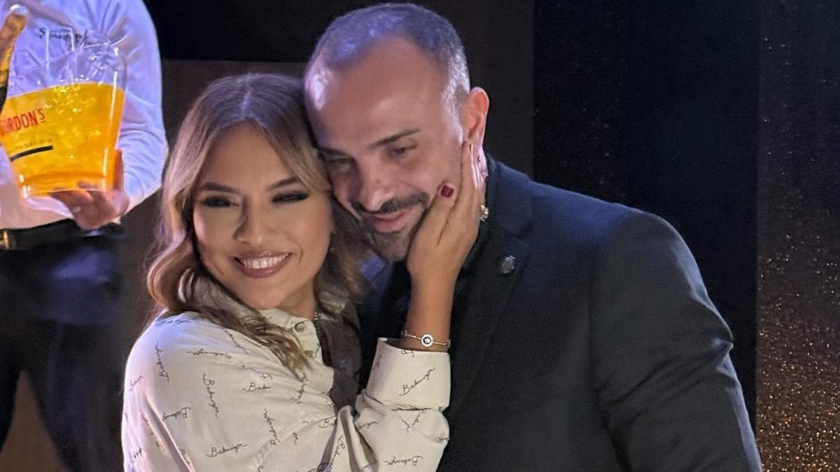 Demet Akalın'ın eşi Okan Kurt vücut geliştirme şampiyonası seçmelerinde ter döktü