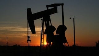 Brent petrolün varili 101,62 dolardan işlem görüyor