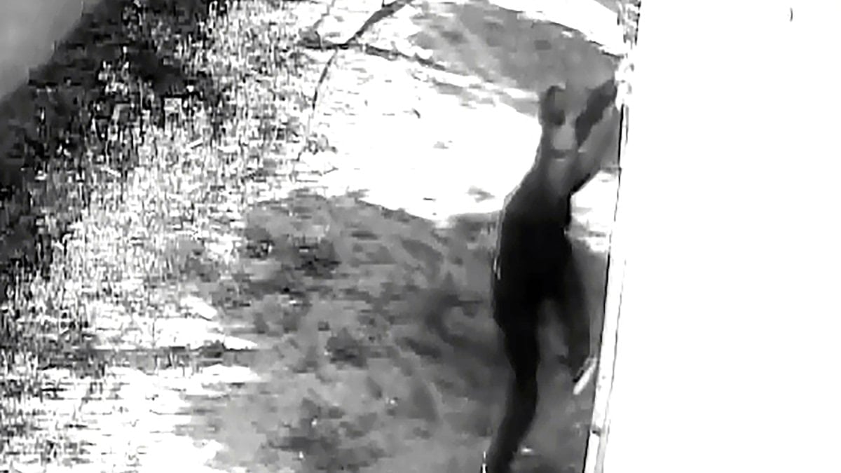 Adana'da balkondan girip, hırsızlık yaptı