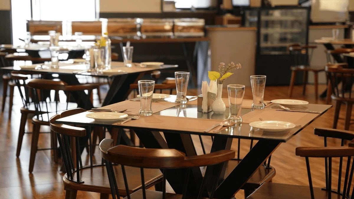 Restoran ve kafelere şeffaflık geliyor: Yediğiniz her şey açık açık yazacak