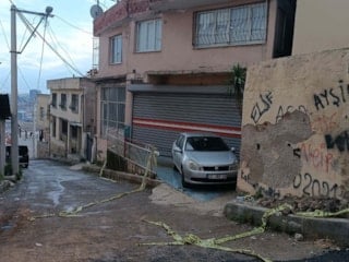 İzmir'de eski eşini katletti