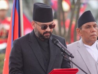 Nepal'de erken genel seçimleri kazanan 'Balen' yemin ederek başbakan oldu