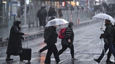 İstanbul için saat verildi: Şemsiyeleri hazırlayın