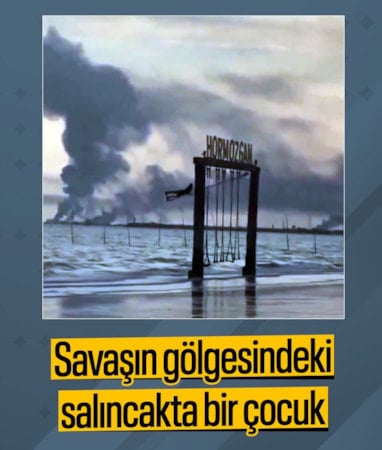 Hürmüz kıyılarında yürek burkan görüntü: Savaşın gölgesinde salıncakta bir çocuk