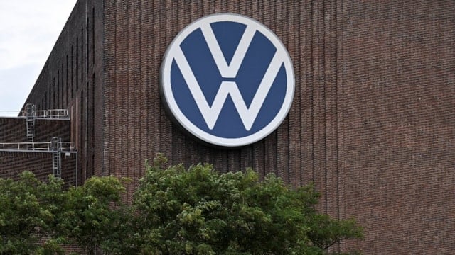 Volkswagen'den İsrail açıklaması: Demir Kubbe için silah üretecekler