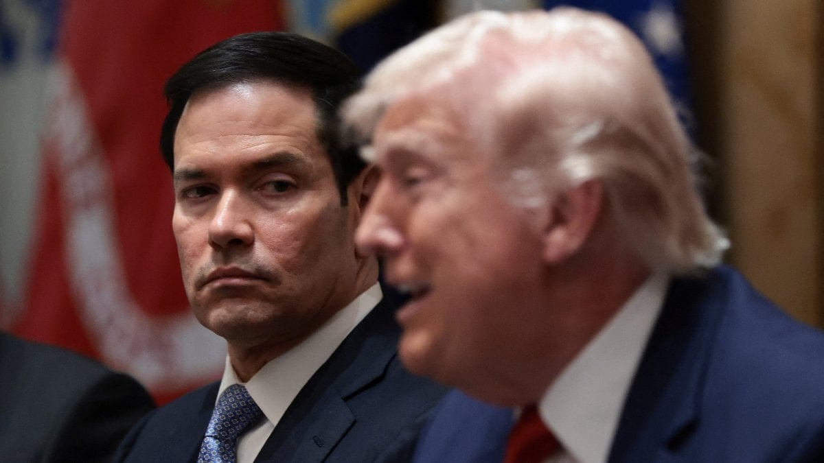 ABD Dışişleri Bakanı: İran'a saldırıları haftalar içinde tamamlamayı bekliyoruz