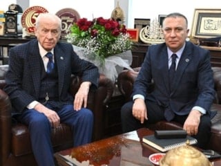 İzzet Ulvi Yönter, MHP Genel Başkan Yardımcılığı görevinden istifa etti