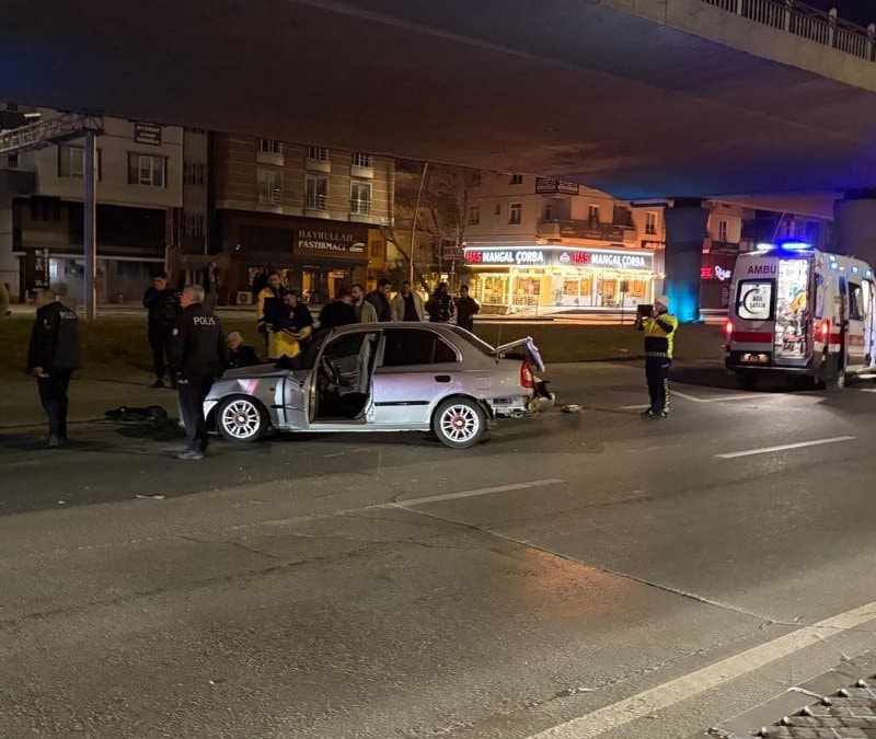 Kayseri'de kaza yapan sürücünün yakını sinir krizi geçirdi