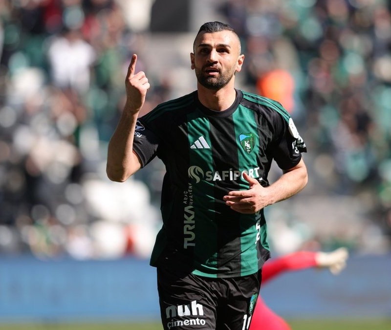 Serdar Dursun, Arda Güler'in 68 metreden attığı golü denedi