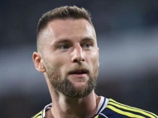 Fenerbahçe'ye Beşiktaş derbisi öncesi Skriniar'dan beklenen haber geldi