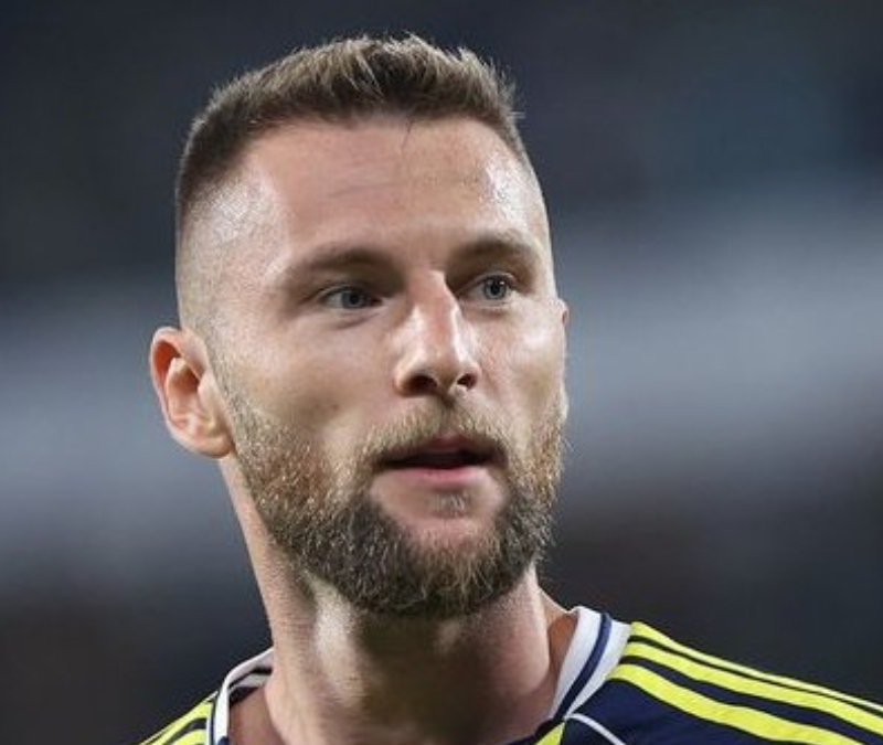 Fenerbahçe'ye Beşiktaş derbisi öncesi Skriniar'dan beklenen haber geldi