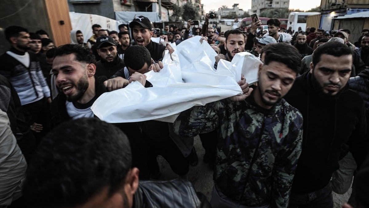 Gazze'de can kaybı 72 bin 268'e yükseldi