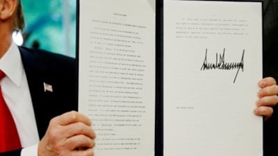 ABD'de bir ilk: Dolarda Trump imzası